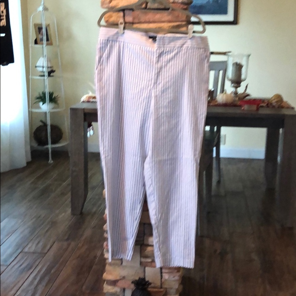 Karen Kane NWOT pants, white navy blue stripes